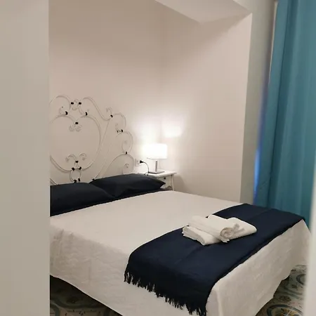 Casa Petrarca 3* Васто