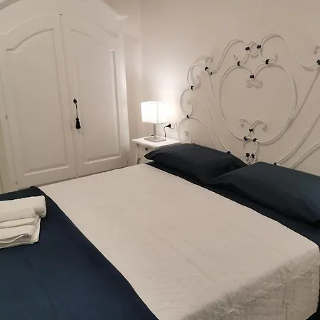 לינה וארוחת בוקר Casa Petrarca